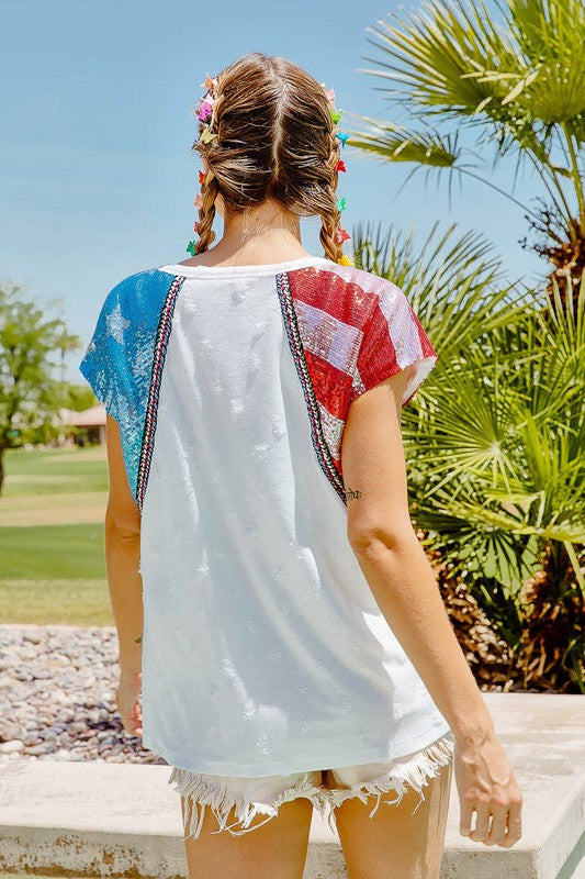 AMERICAN FLAG SEQUINS SLEEVE DISTRESSED KNIT T0P